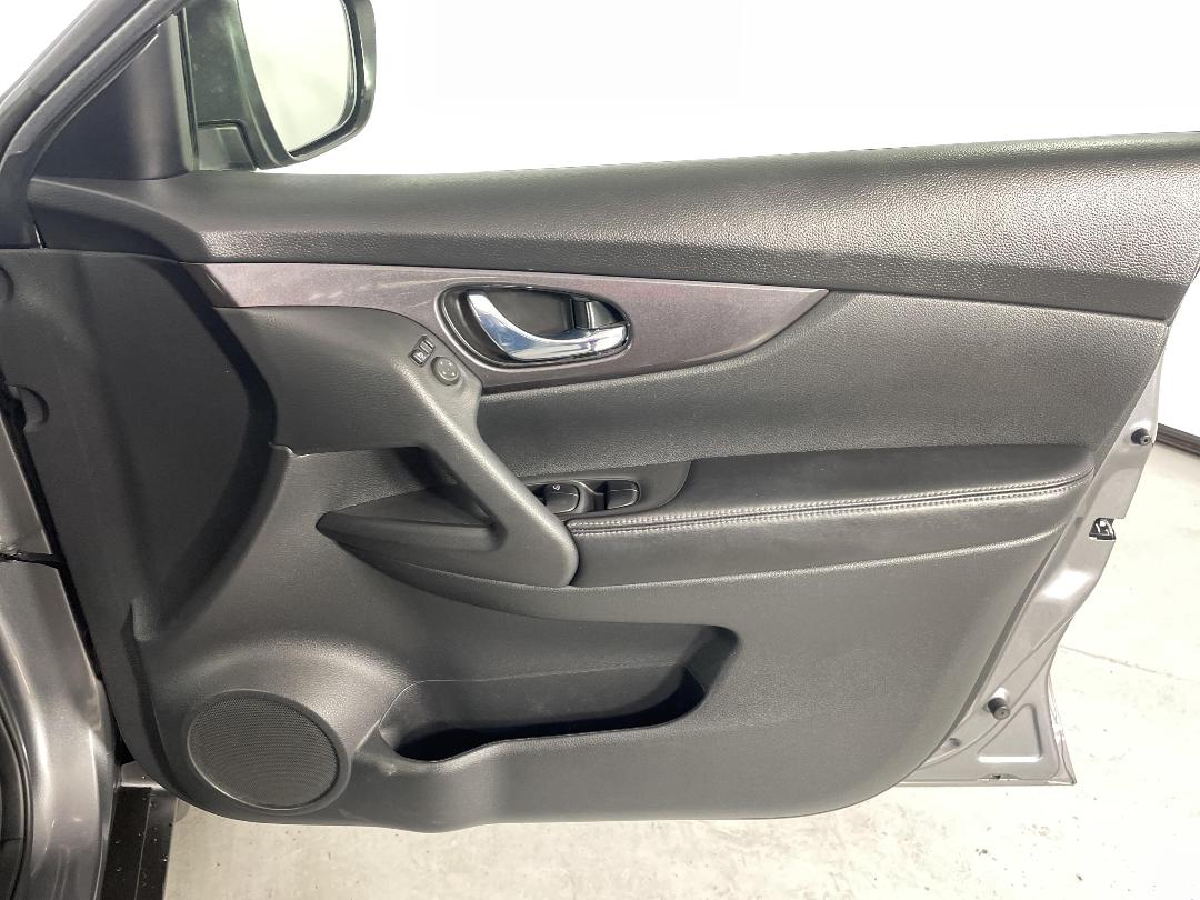 Photo '15' of Nissan X-Trail