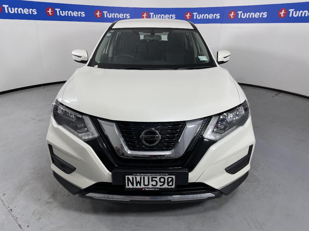 Photo '2' of Nissan X-Trail