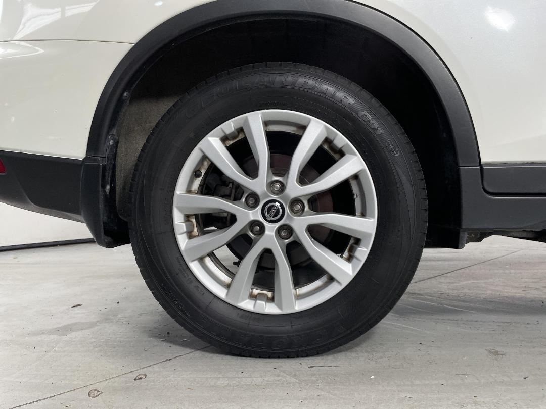 Photo '12' of Nissan X-Trail