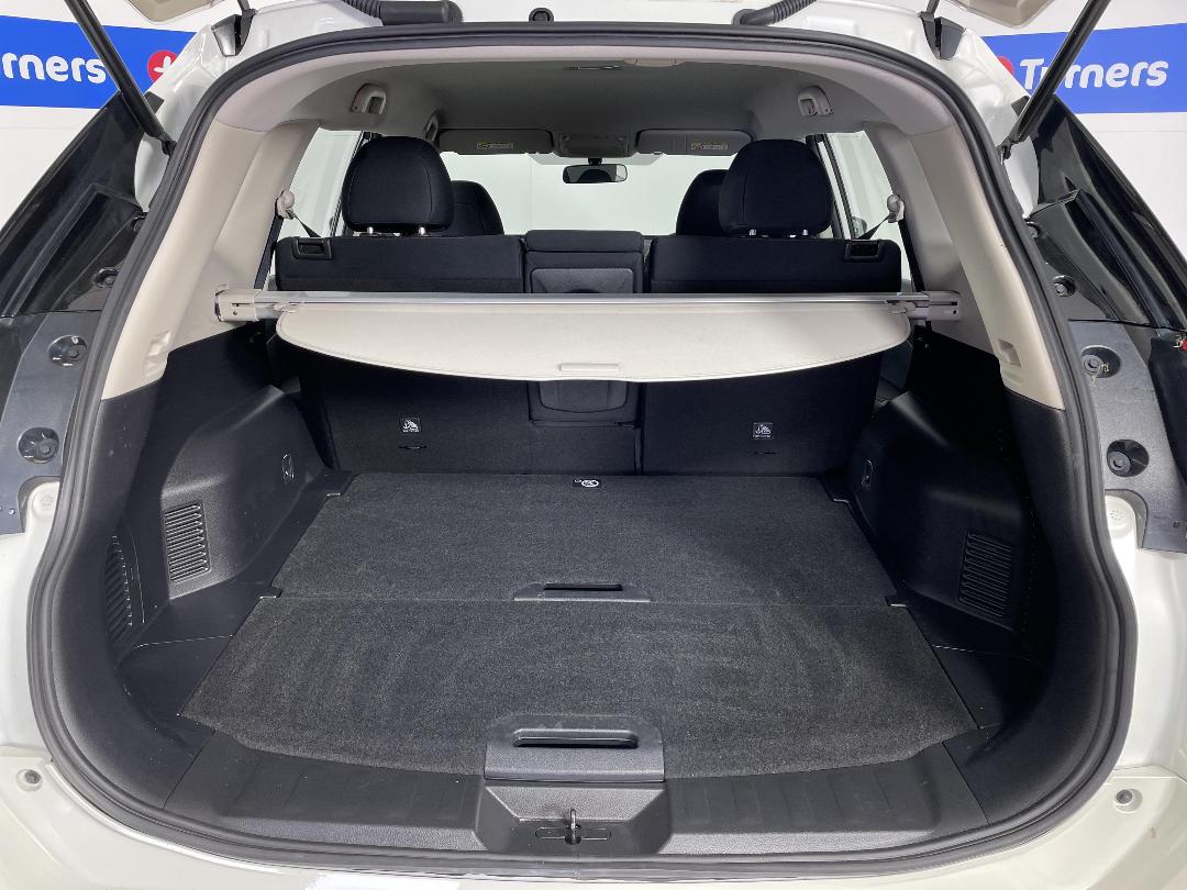 Photo '14' of Nissan X-Trail