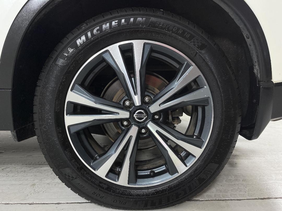 Photo '11' of Nissan X-Trail