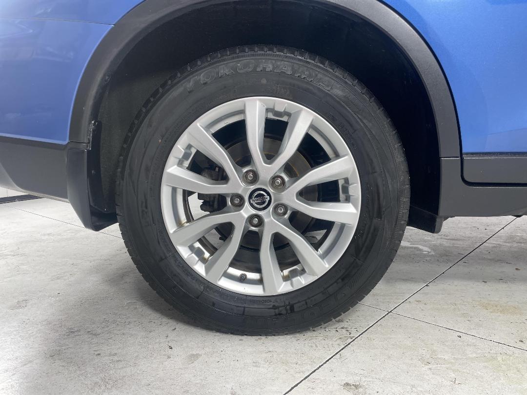 Photo '12' of Nissan X-Trail