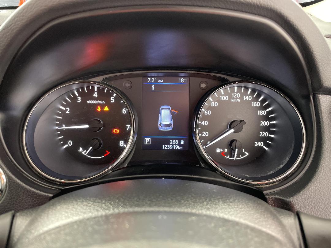 Photo '21' of Nissan X-Trail