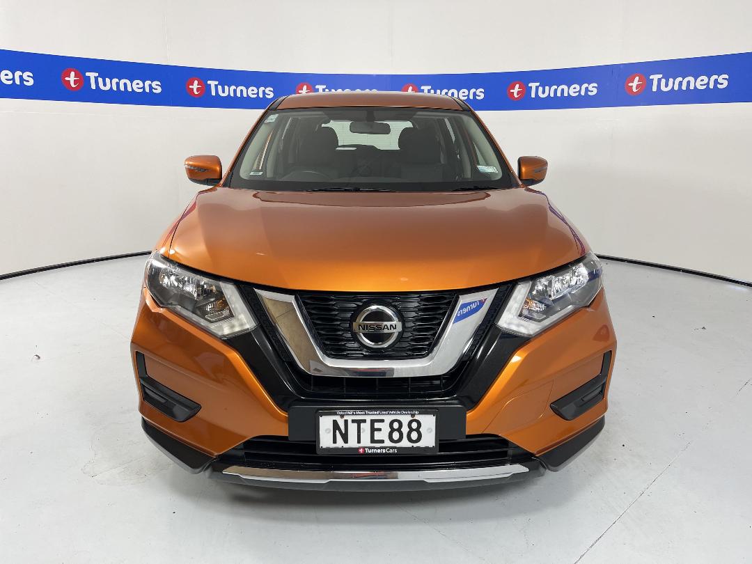 Photo '2' of Nissan X-Trail