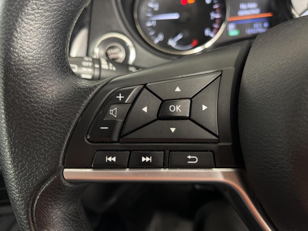 Photo '24' of Nissan X-Trail