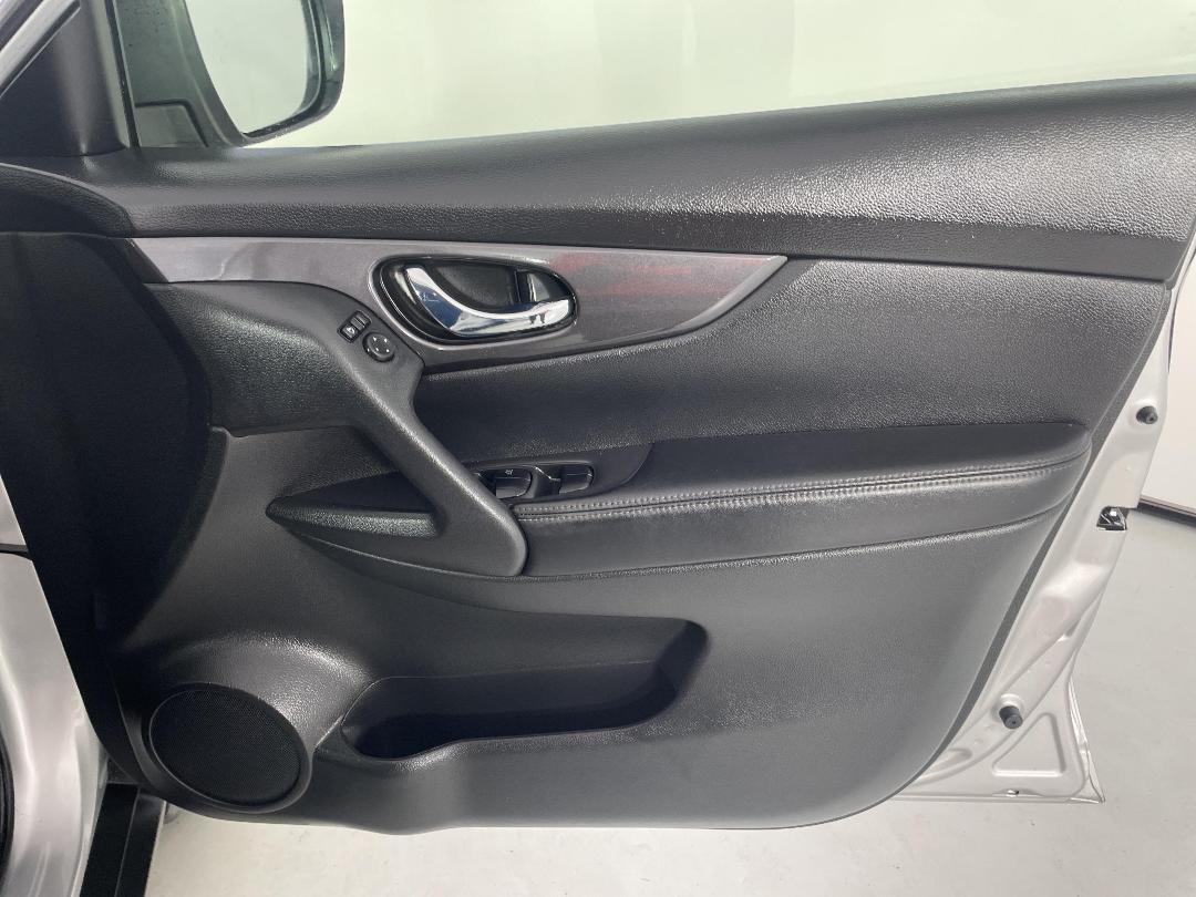 Photo '15' of Nissan X-Trail