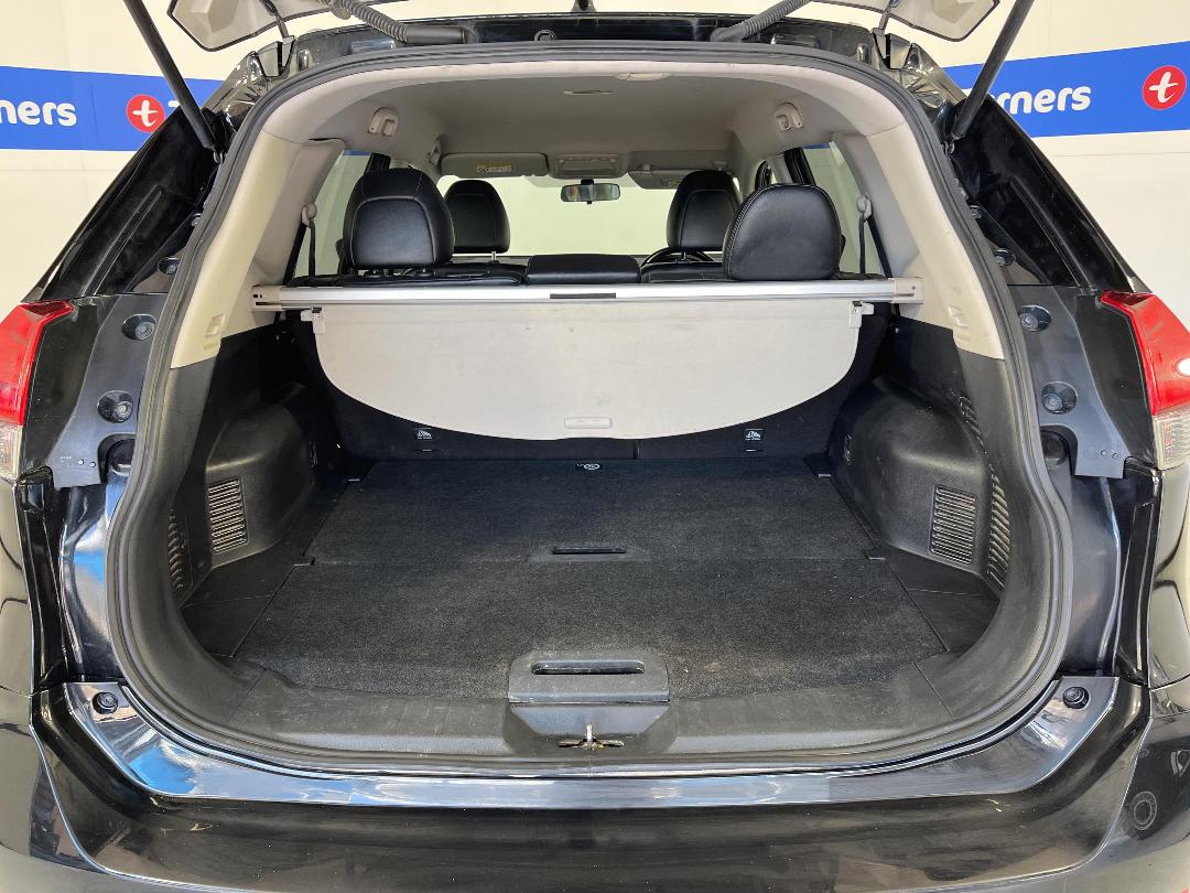 Photo '14' of Nissan X-Trail