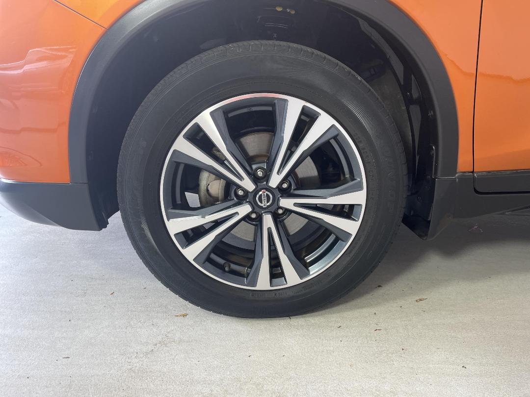 Photo '10' of Nissan X-Trail