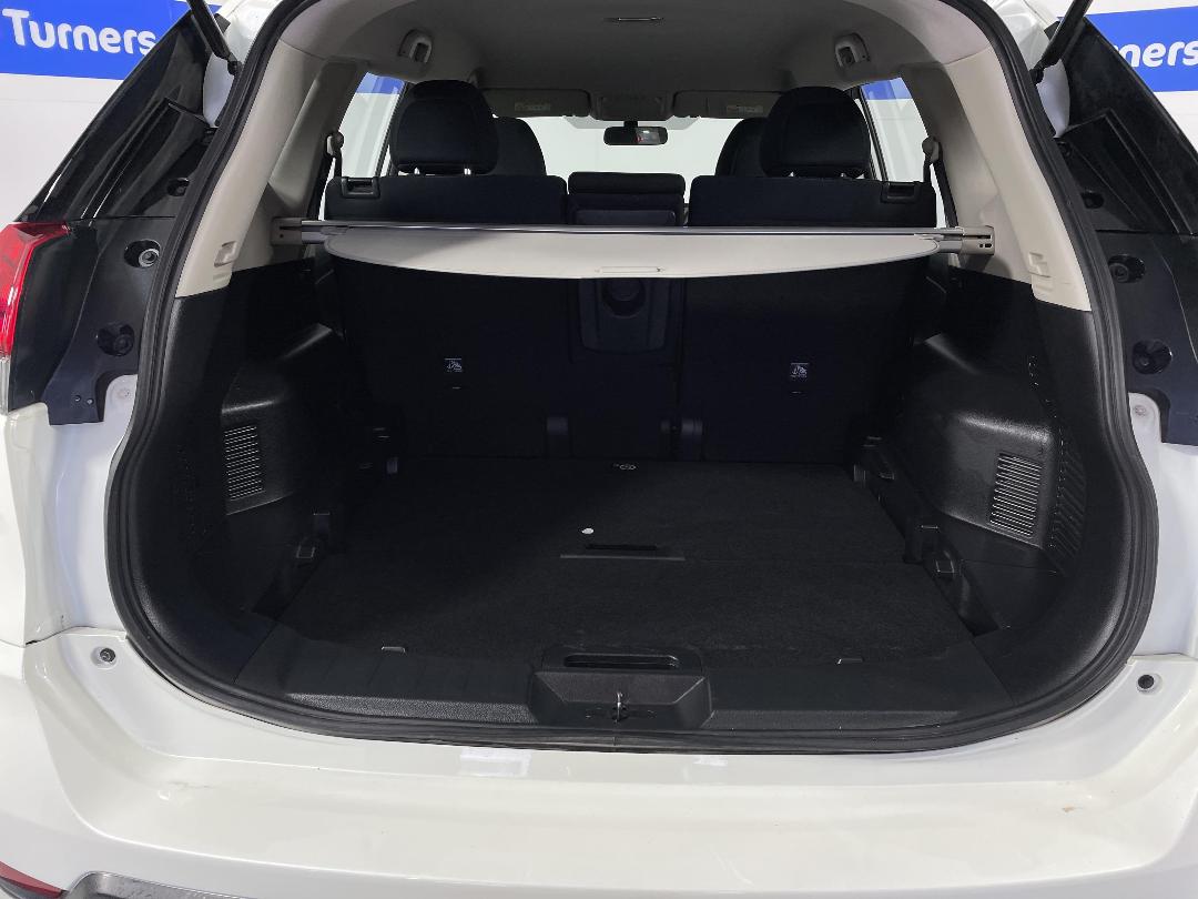 Photo '14' of Nissan X-Trail