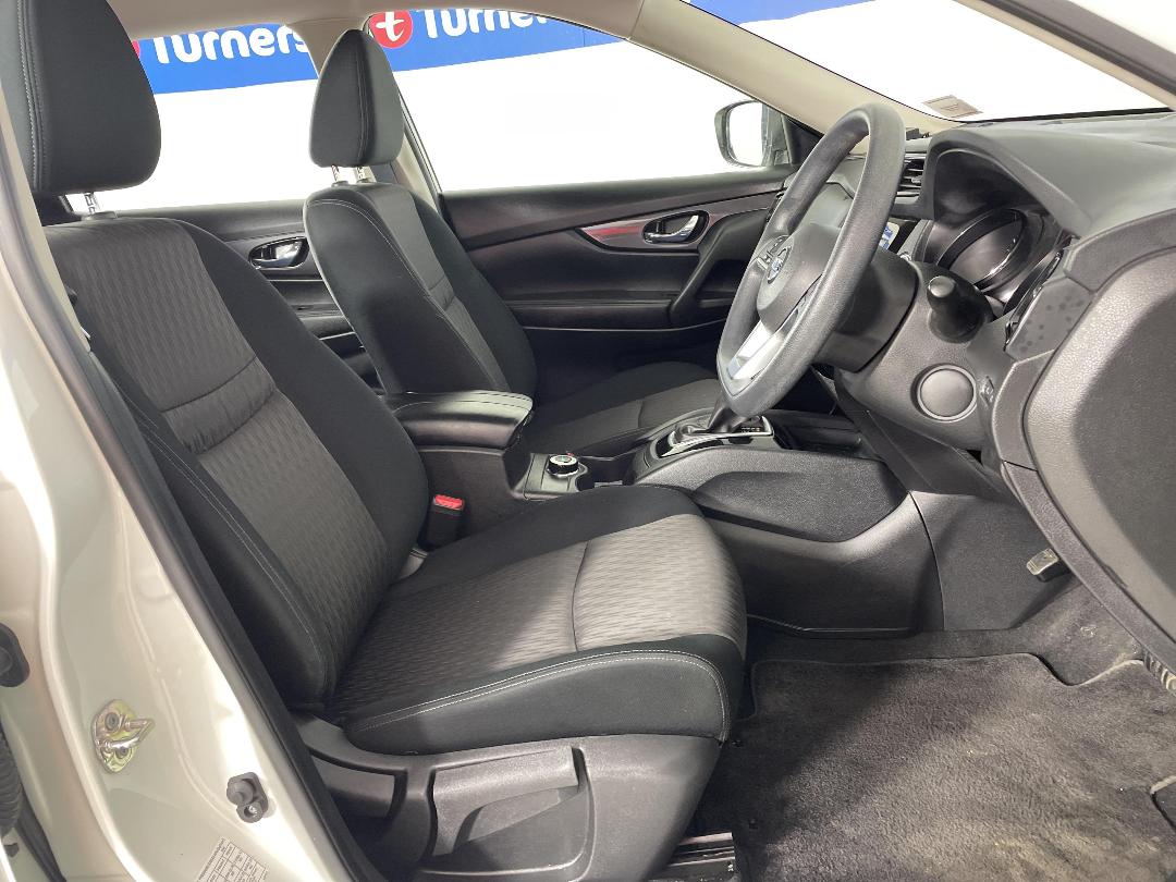 Photo '16' of Nissan X-Trail