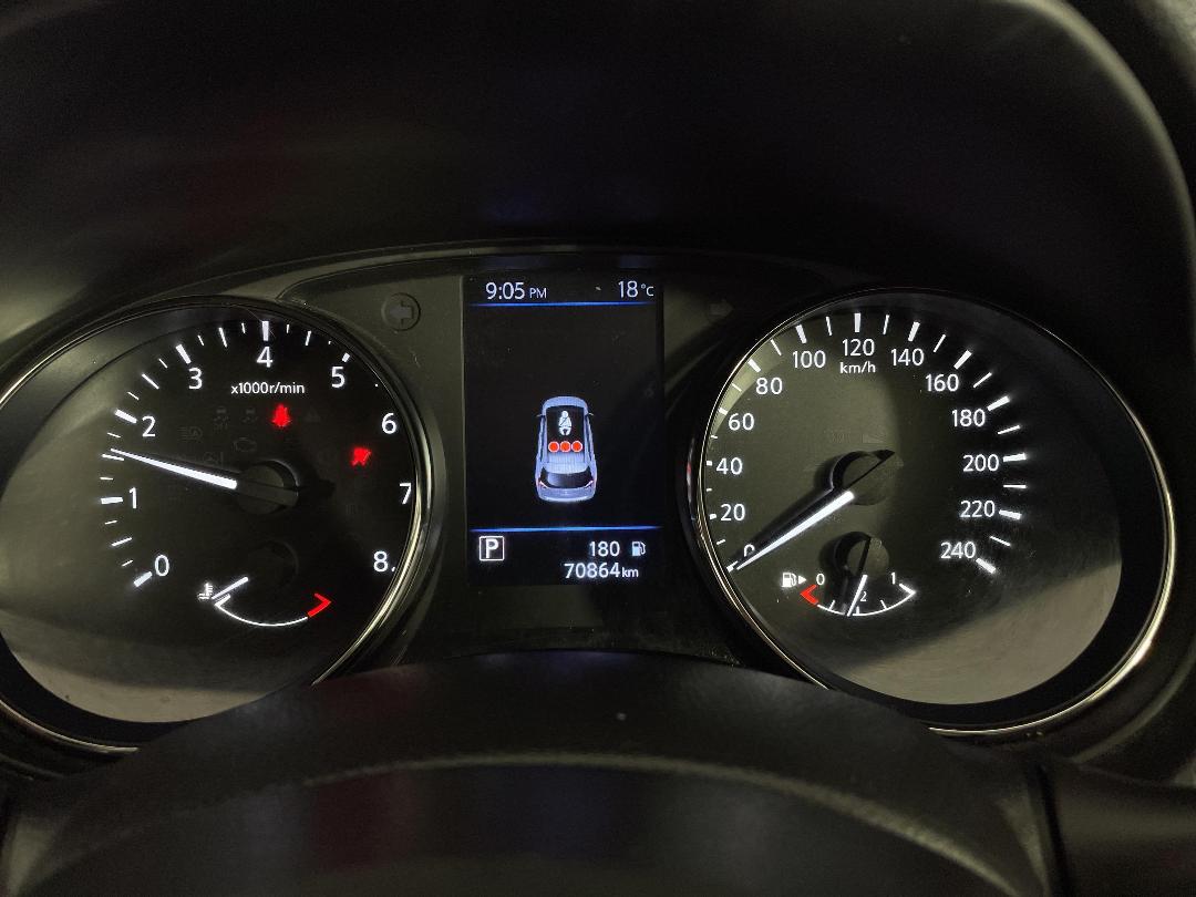 Photo '21' of Nissan X-Trail