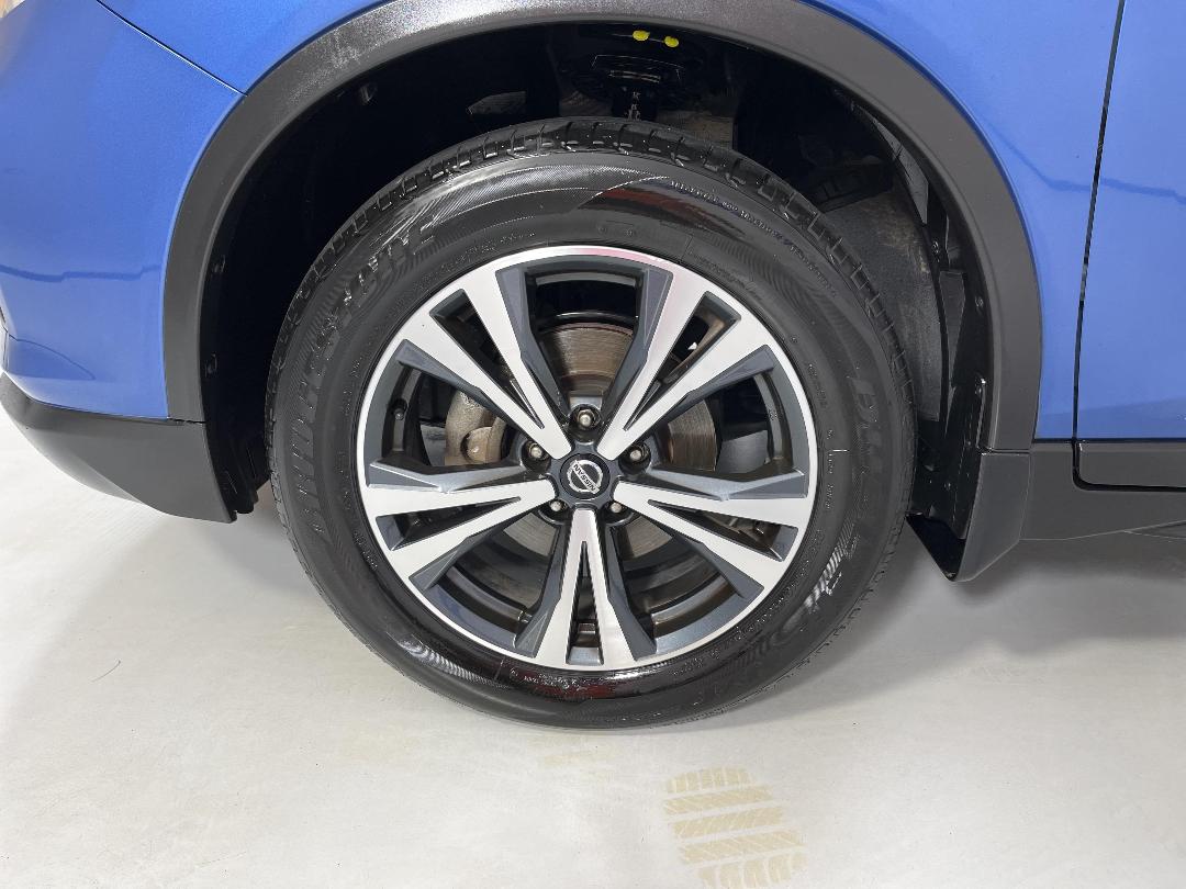 Photo '10' of Nissan X-Trail