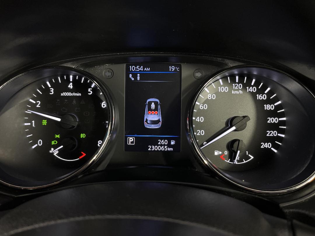 Photo '21' of Nissan X-Trail