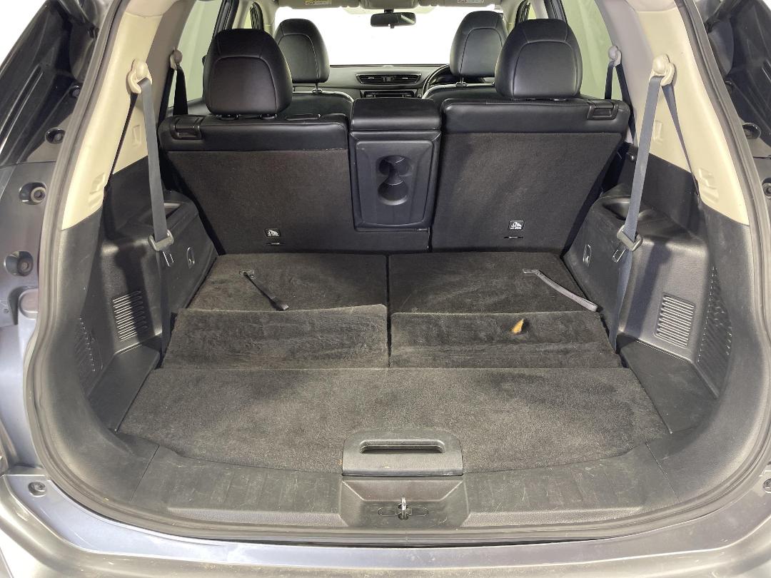 Photo '14' of Nissan X-Trail