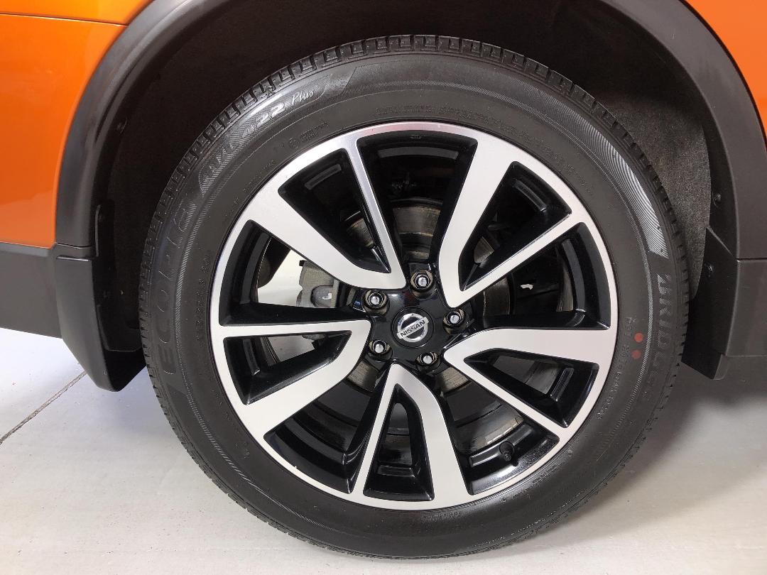 Photo '12' of Nissan X-Trail