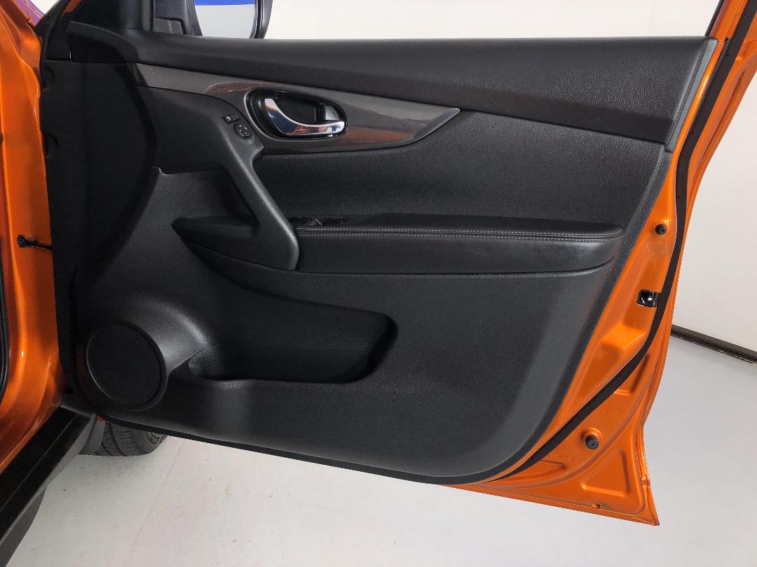 Photo '15' of Nissan X-Trail