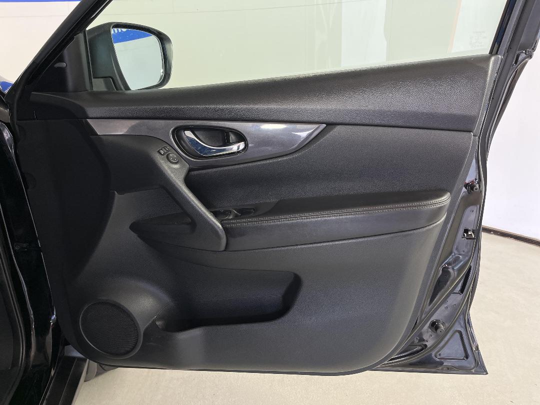 Photo '15' of Nissan X-Trail Photo '15' of Nissan X-Trail