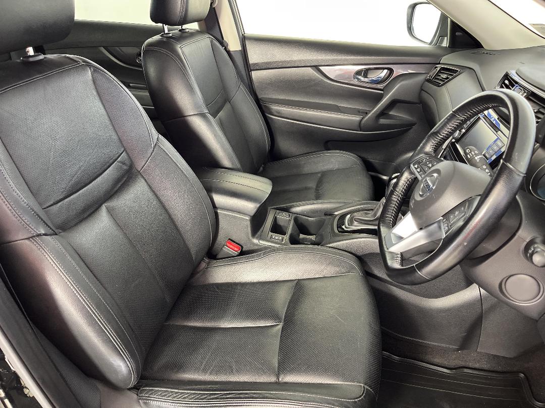 Photo '16' of Nissan X-Trail Photo '16' of Nissan X-Trail