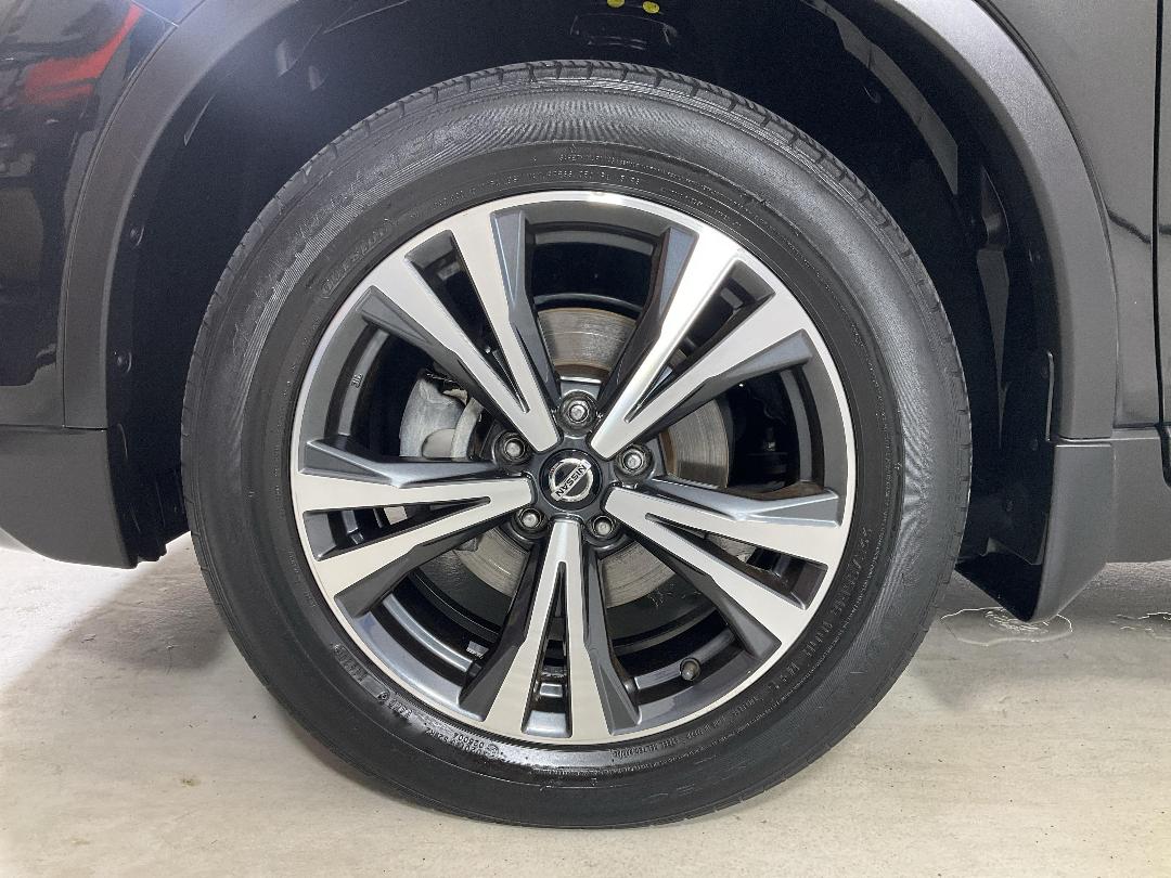 Photo '10' of Nissan X-Trail