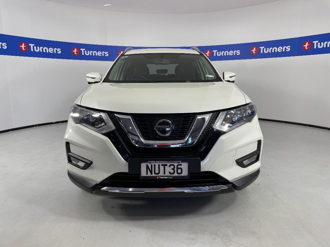 Photo '2' of Nissan X-Trail