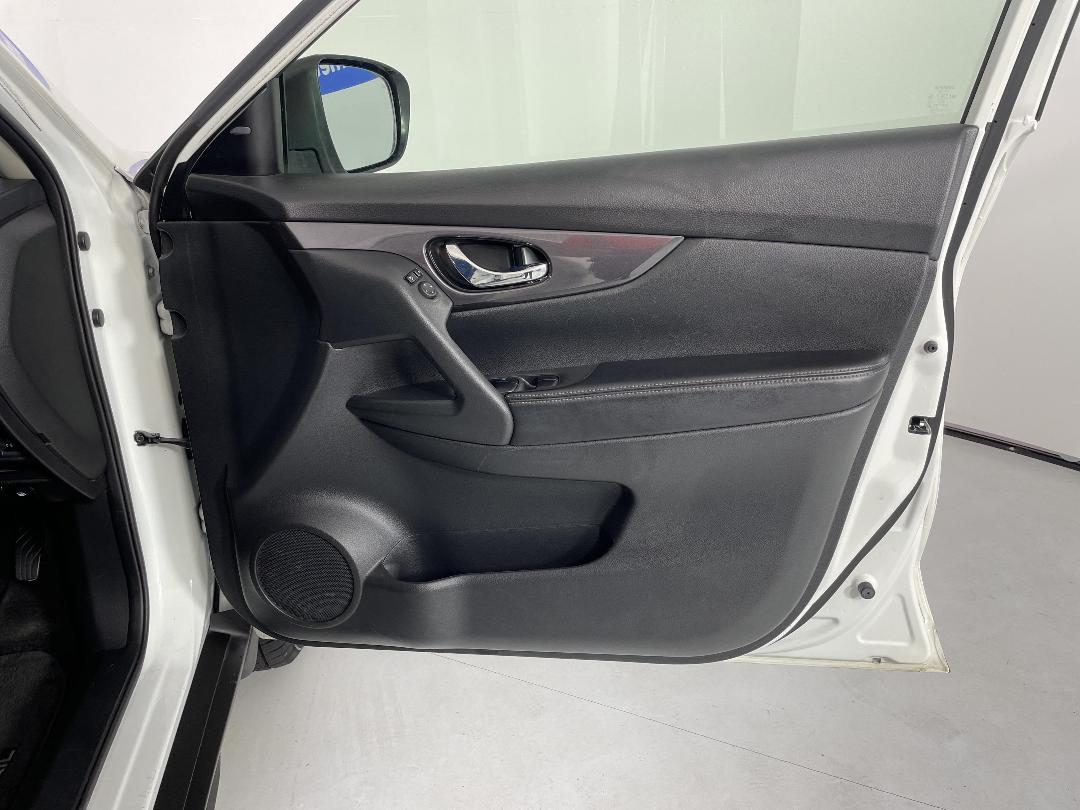 Photo '15' of Nissan X-Trail