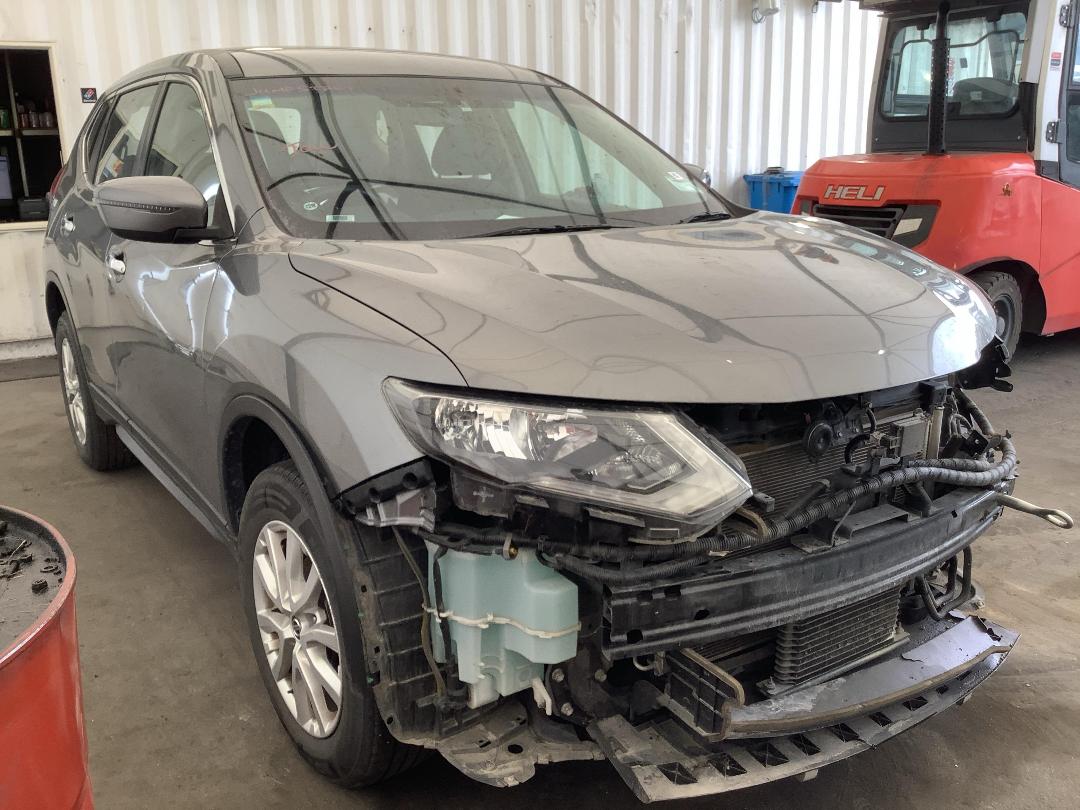 Photo '3' of Nissan X-Trail ST Photo '3' of Nissan X-Trail ST