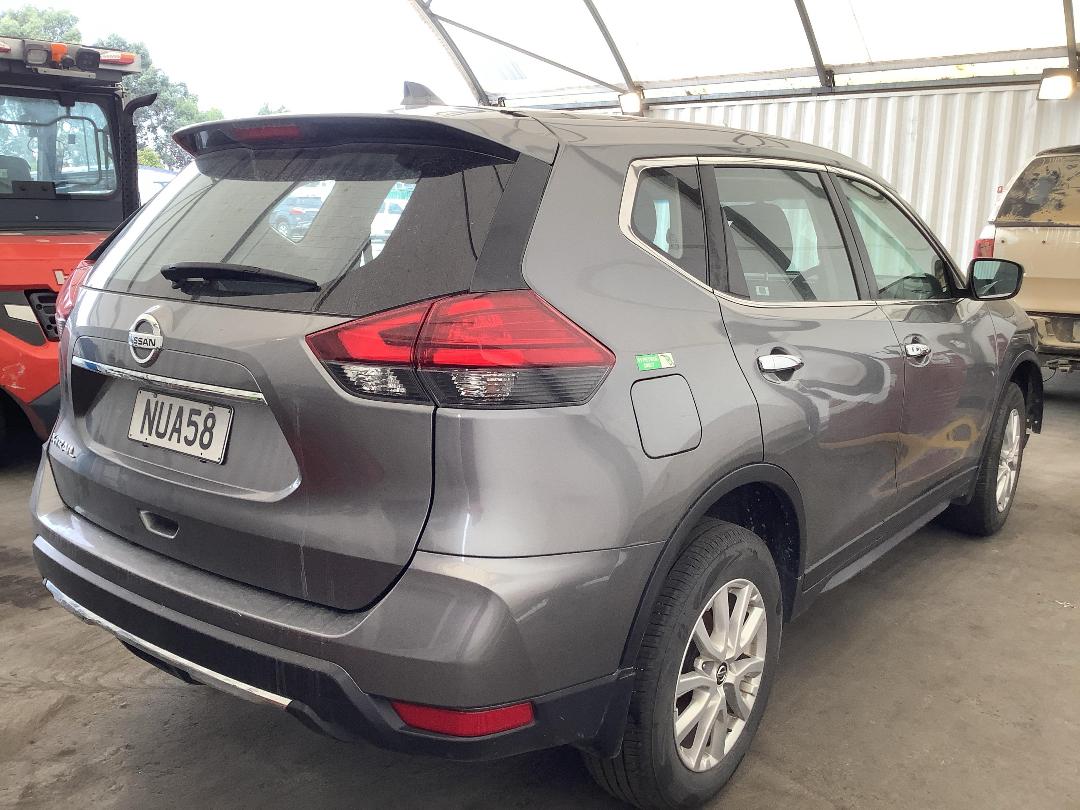 Photo '4' of Nissan X-Trail ST Photo '4' of Nissan X-Trail ST