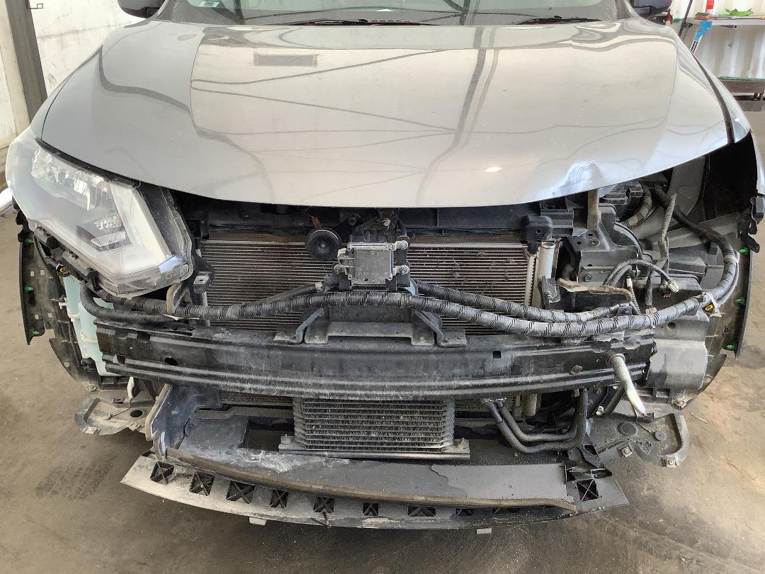 Photo '2' of Nissan X-Trail ST Photo '2' of Nissan X-Trail ST