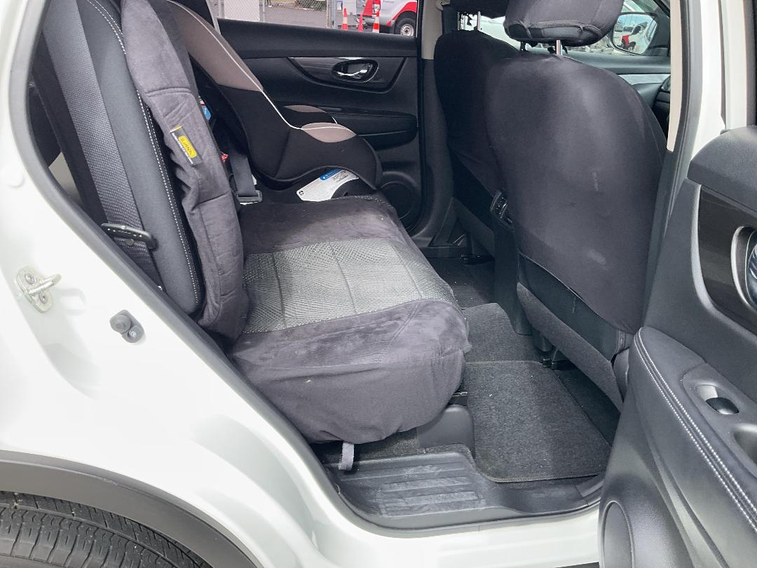 Photo '17' of Nissan X-Trail ST Photo '17' of Nissan X-Trail ST