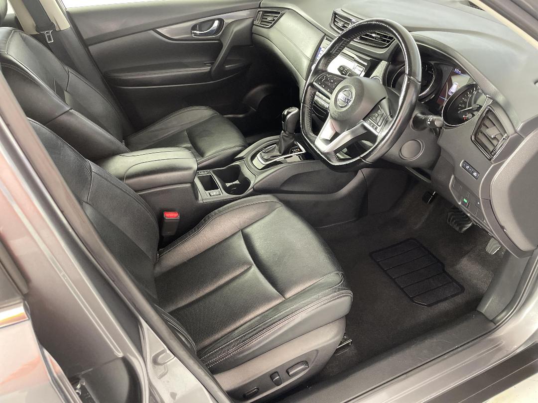 Photo '16' of Nissan X-Trail