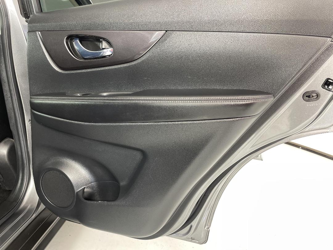 Photo '19' of Nissan X-Trail