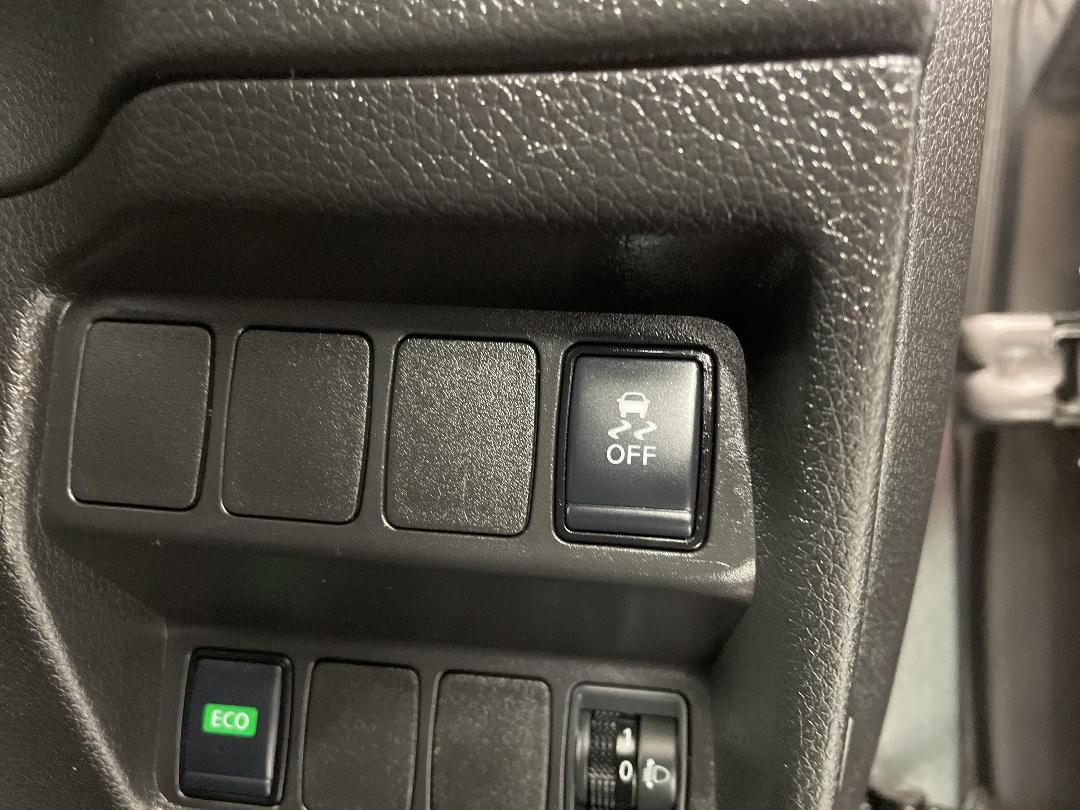 Photo '28' of Nissan X-Trail