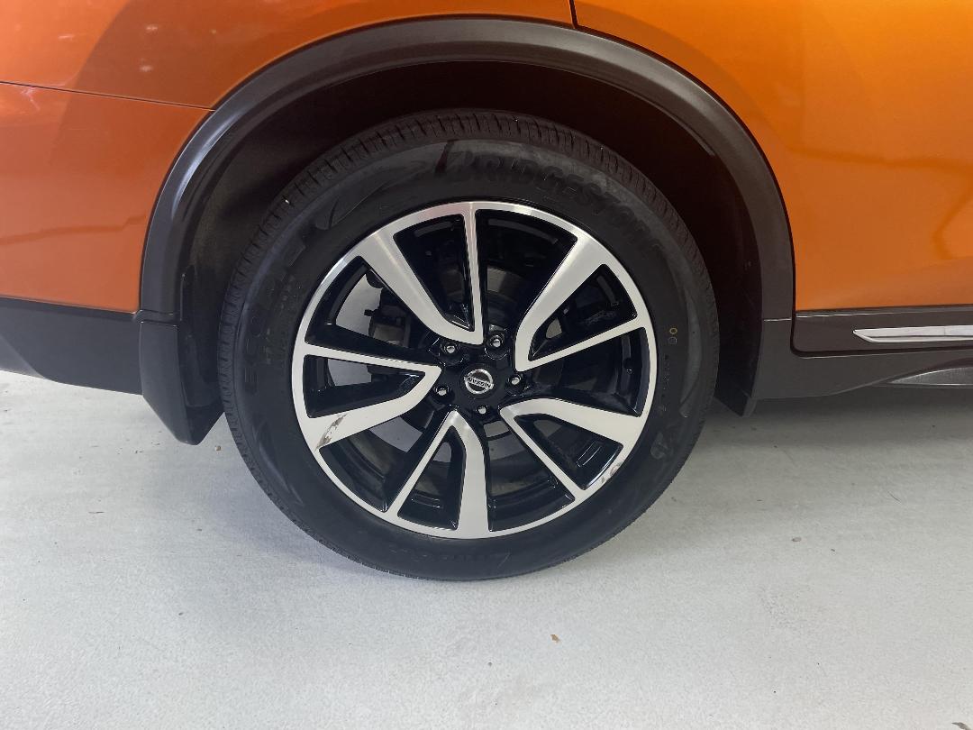 Photo '12' of Nissan X-Trail