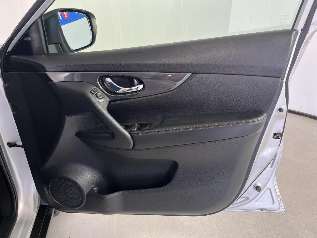 Photo '15' of Nissan X-Trail Photo '15' of Nissan X-Trail