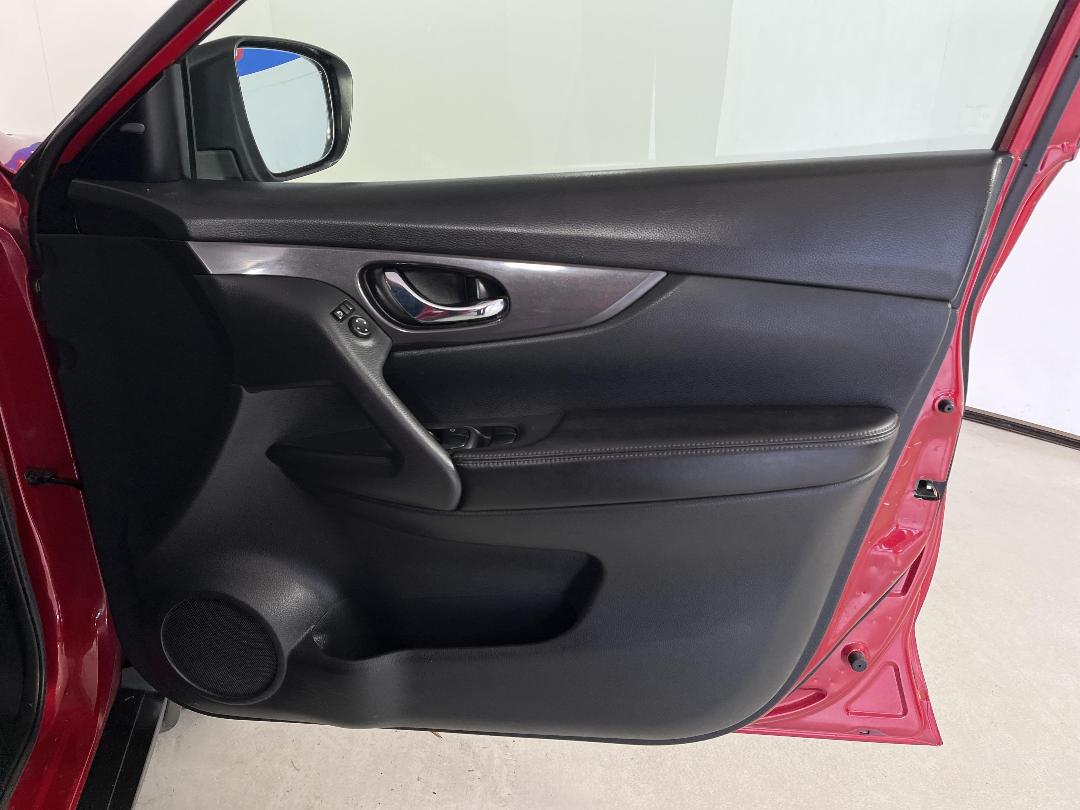 Photo '15' of Nissan X-Trail Photo '15' of Nissan X-Trail