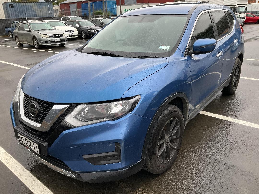 Photo '4' of Nissan X-Trail ST