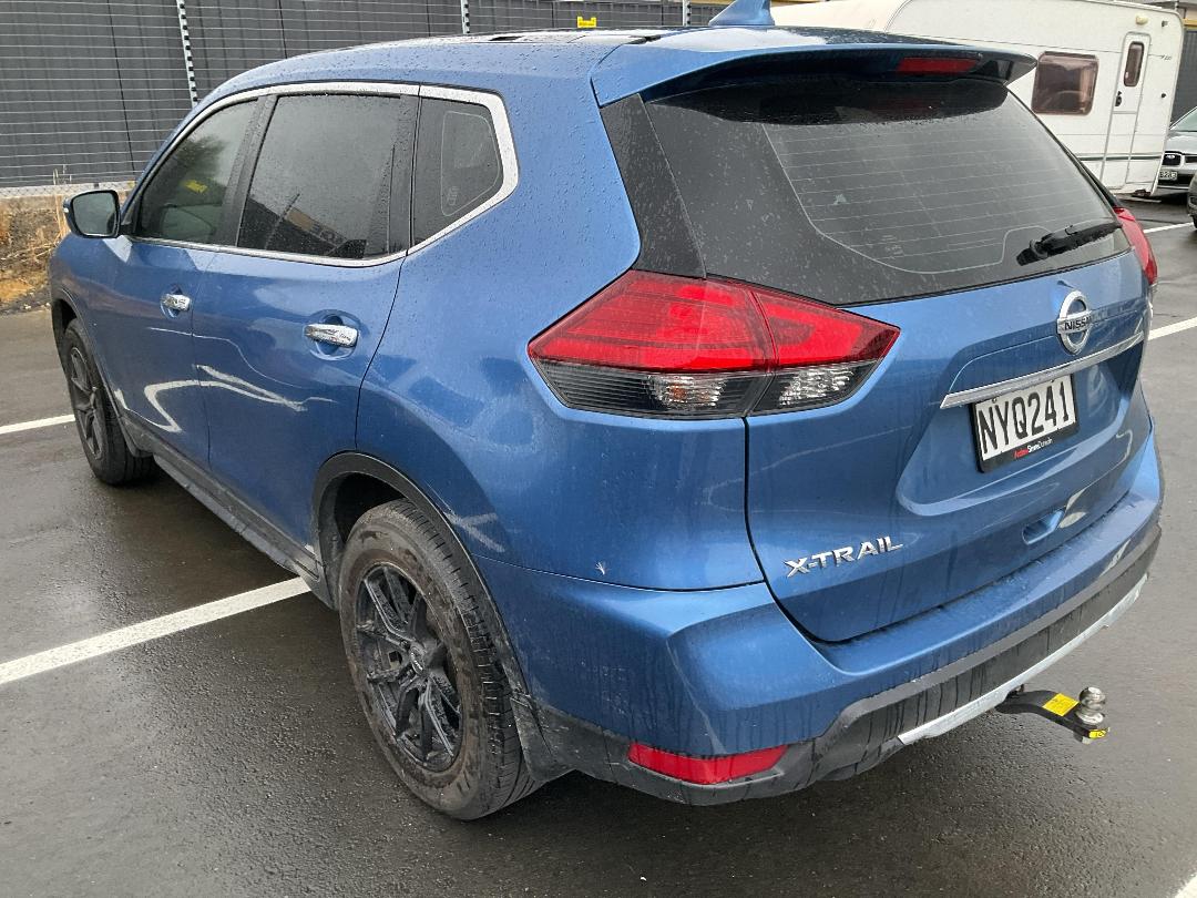 Photo '3' of Nissan X-Trail ST