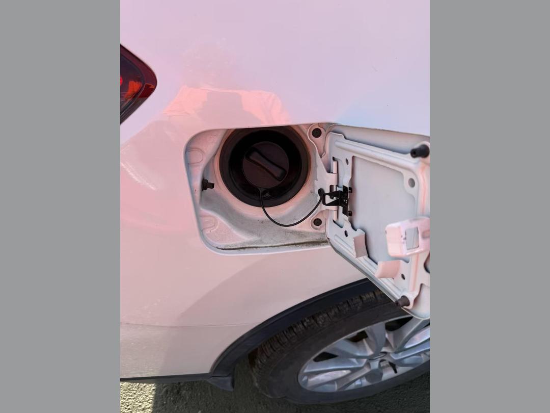 Photo '17' of Nissan X-Trail ST