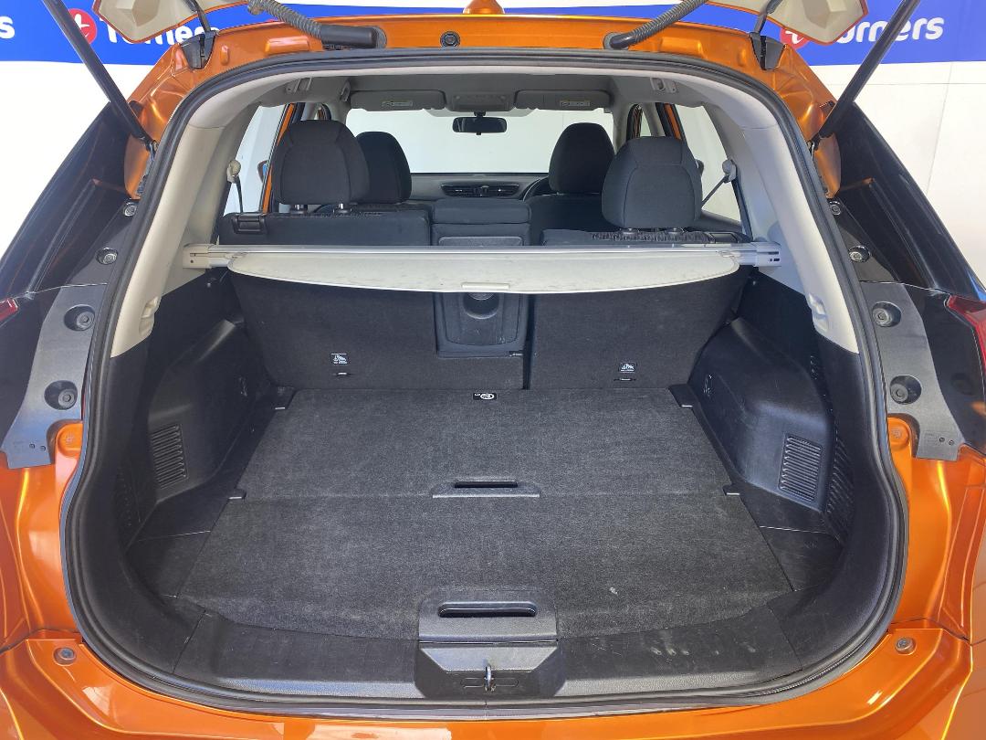 Photo '14' of Nissan X-Trail