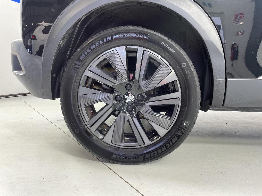 Photo '12' of Peugeot 2008 Photo '12' of Peugeot 2008