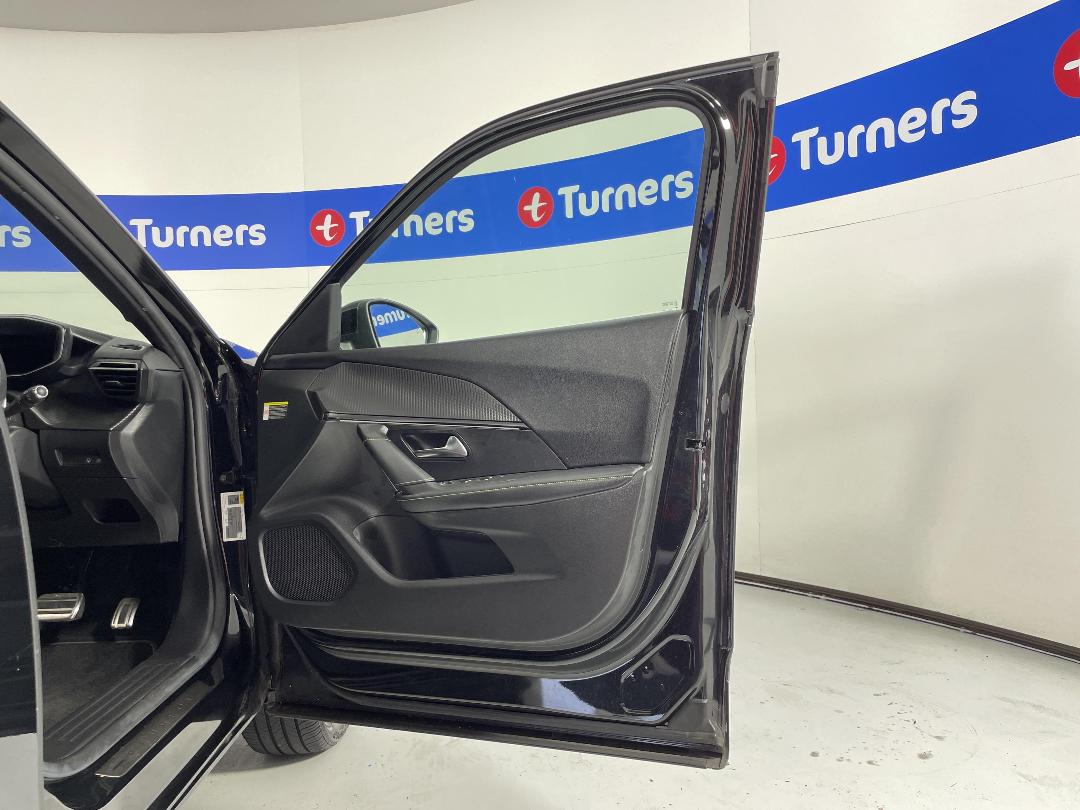 Photo '15' of Peugeot 2008 Photo '15' of Peugeot 2008