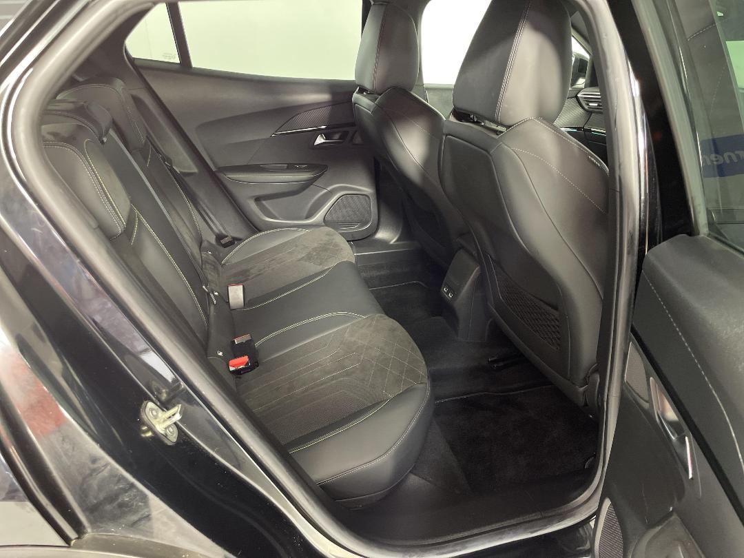 Photo '20' of Peugeot 2008 Photo '20' of Peugeot 2008