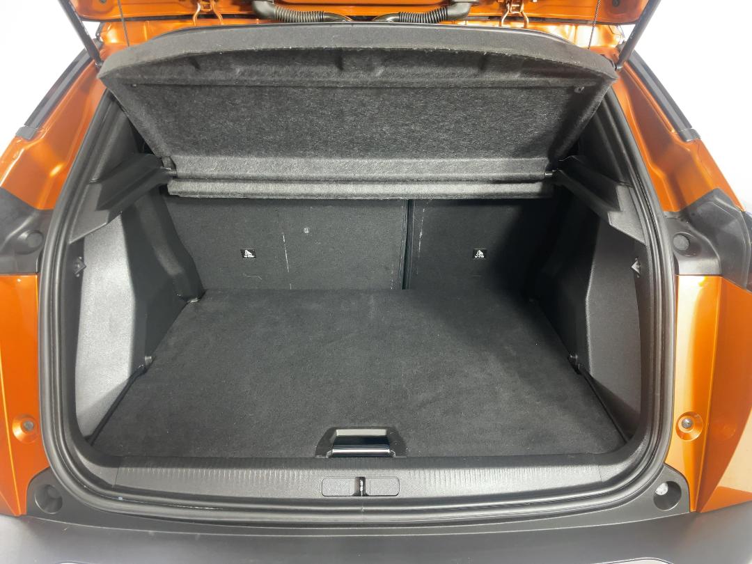 Photo '14' of Peugeot 2008 Photo '14' of Peugeot 2008