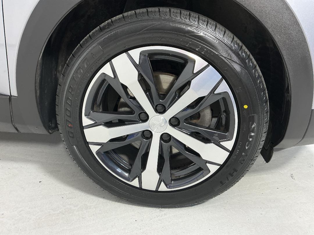 Photo '9' of Peugeot 5008 Photo '9' of Peugeot 5008