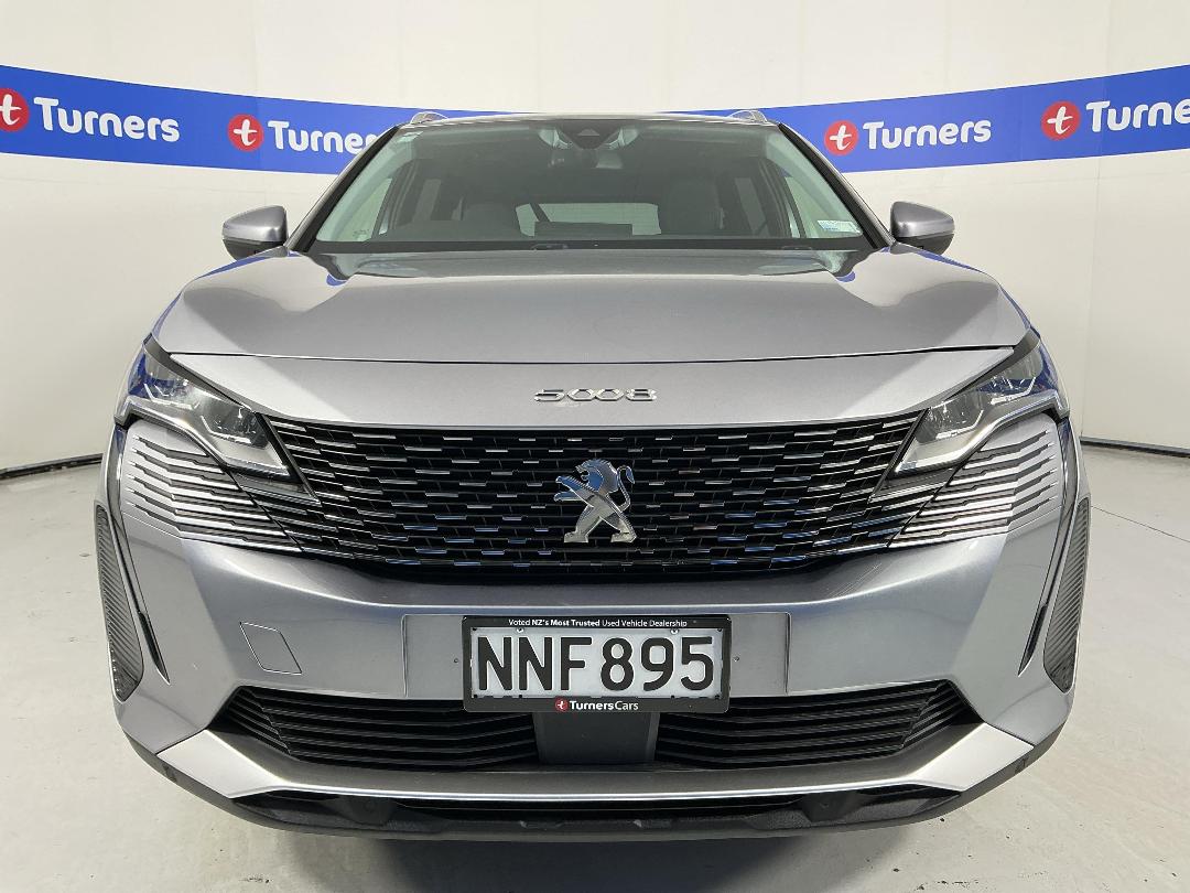 Photo '2' of Peugeot 5008 Photo '2' of Peugeot 5008