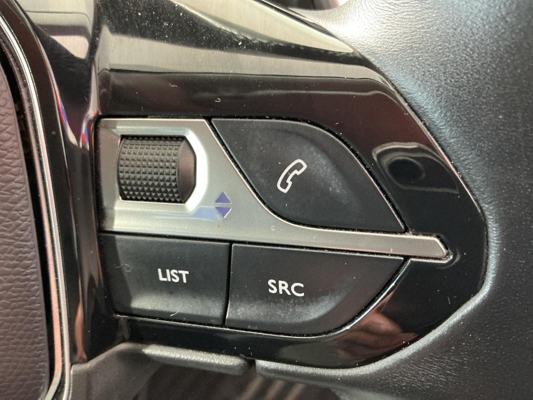 Photo '25' of Peugeot 5008 Photo '25' of Peugeot 5008