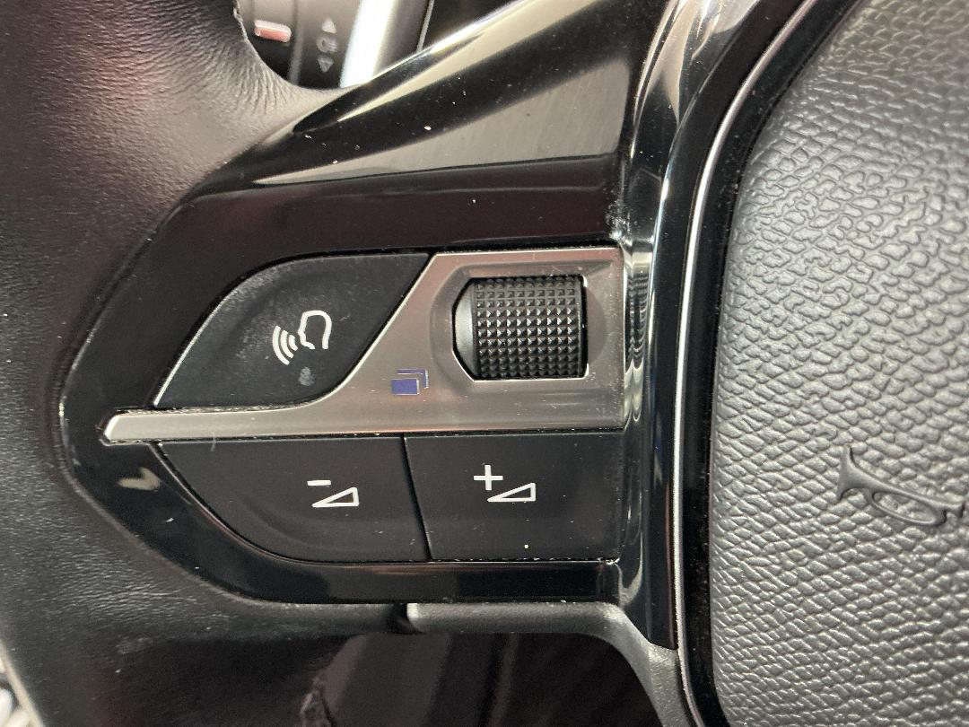 Photo '26' of Peugeot 5008 Photo '26' of Peugeot 5008