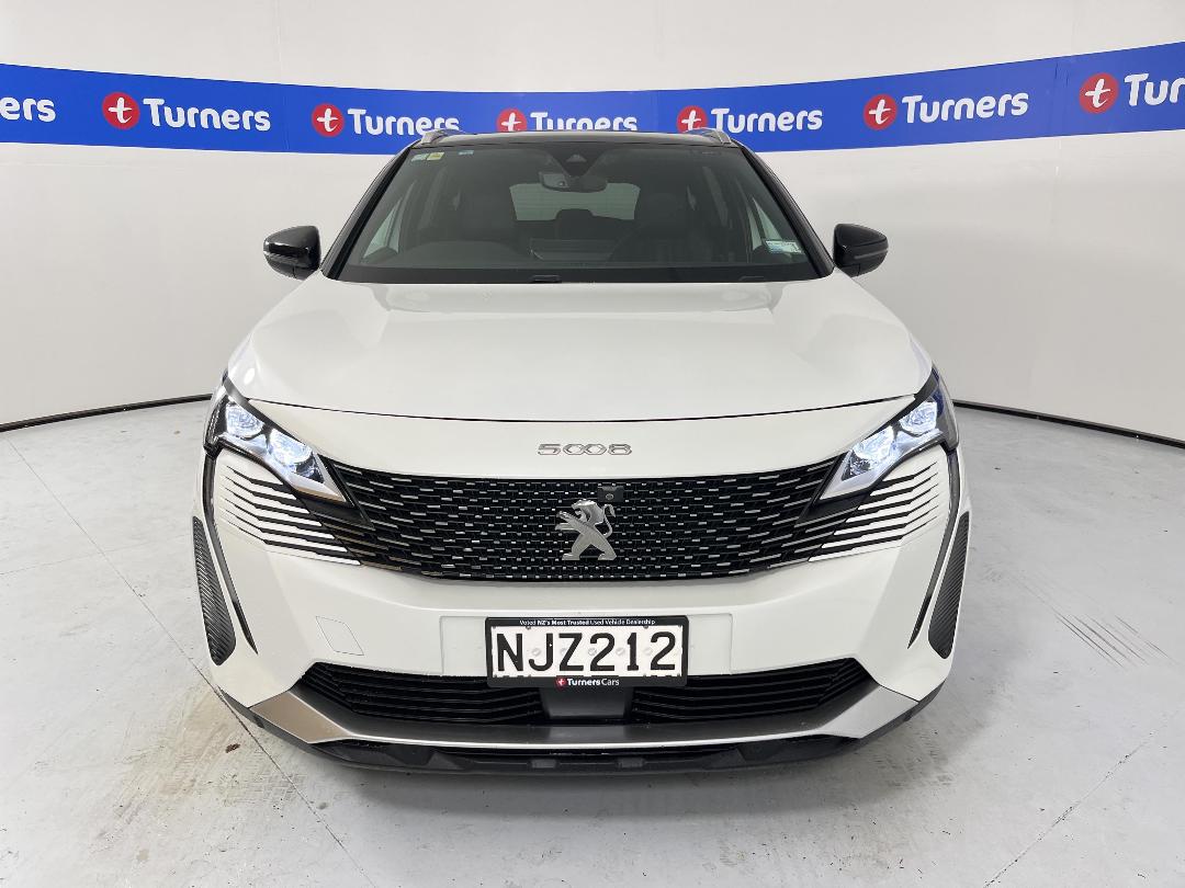 Photo '2' of Peugeot 5008