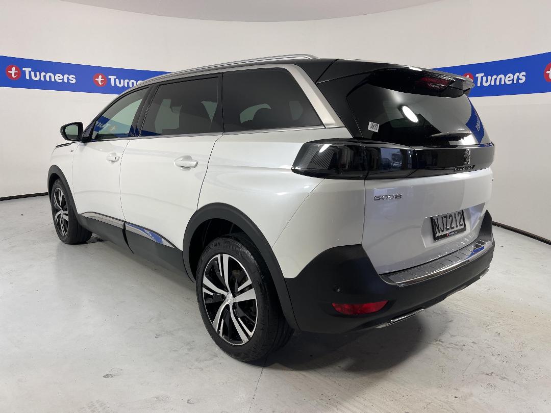 Photo '5' of Peugeot 5008