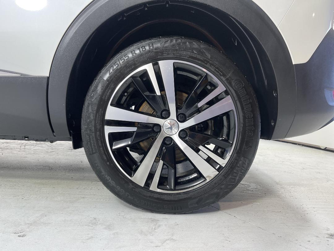 Photo '11' of Peugeot 5008